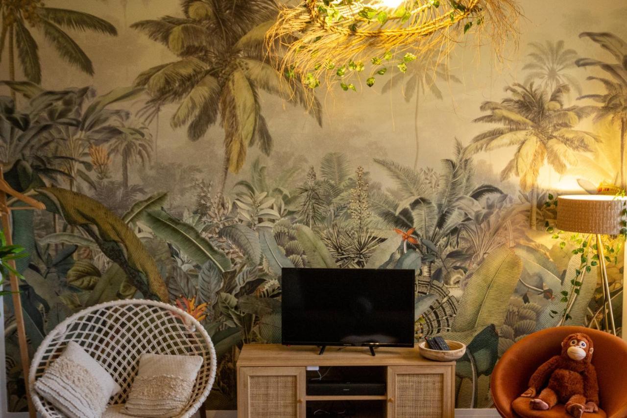 Suite Jungle - Jardin, Netflix Et Parking - Le Manoir Aux Pommes Orbec Buitenkant foto